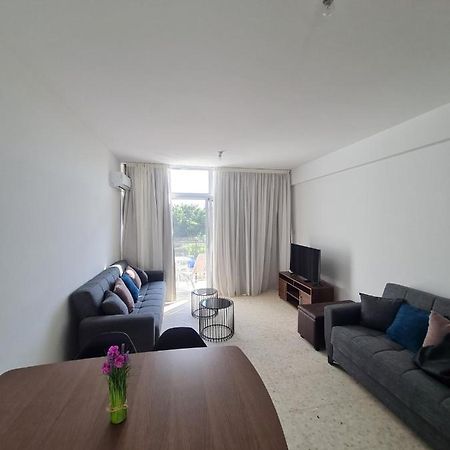 Almyria Apartments - By Imh Travel & Tours 파포스 외부 사진