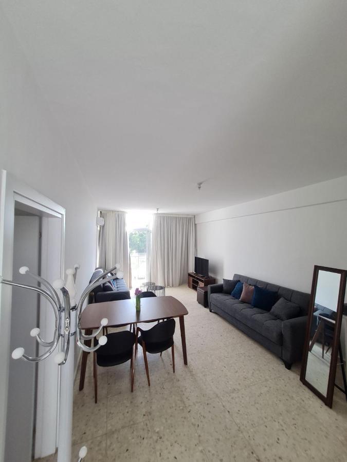 Almyria Apartments - By Imh Travel & Tours 파포스 외부 사진